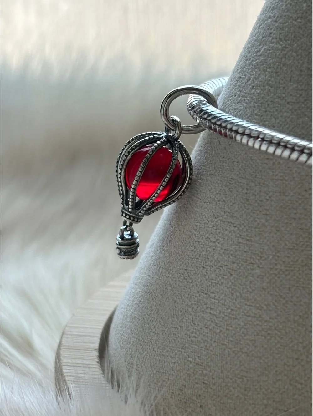 Pandora Love Takes Flight Hot Air Balloon Charm
